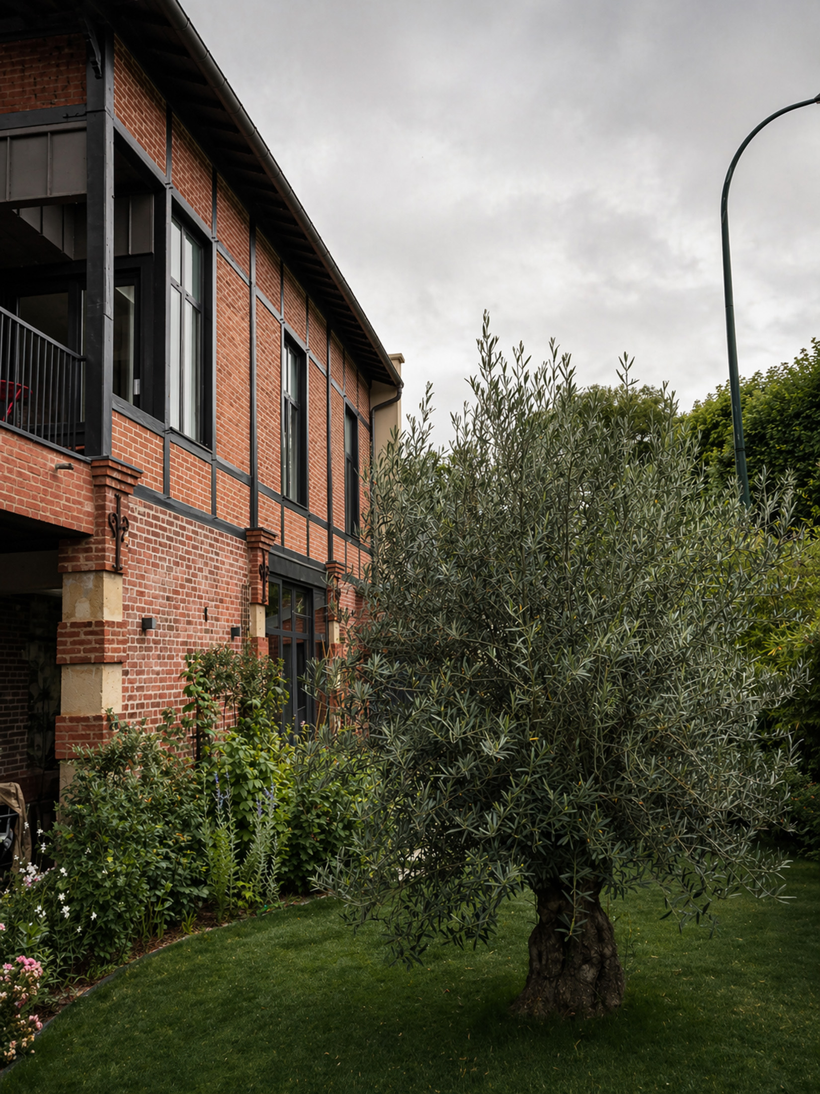 Maison V