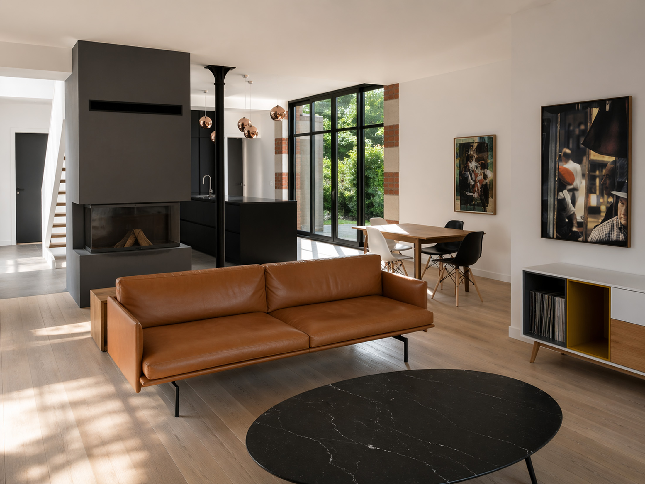 Maison V