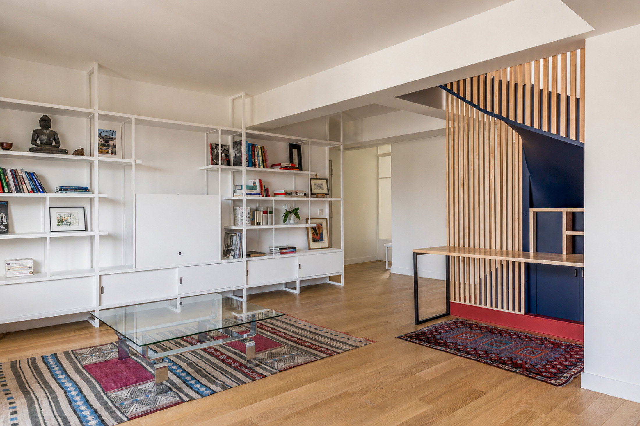 Appartement B.