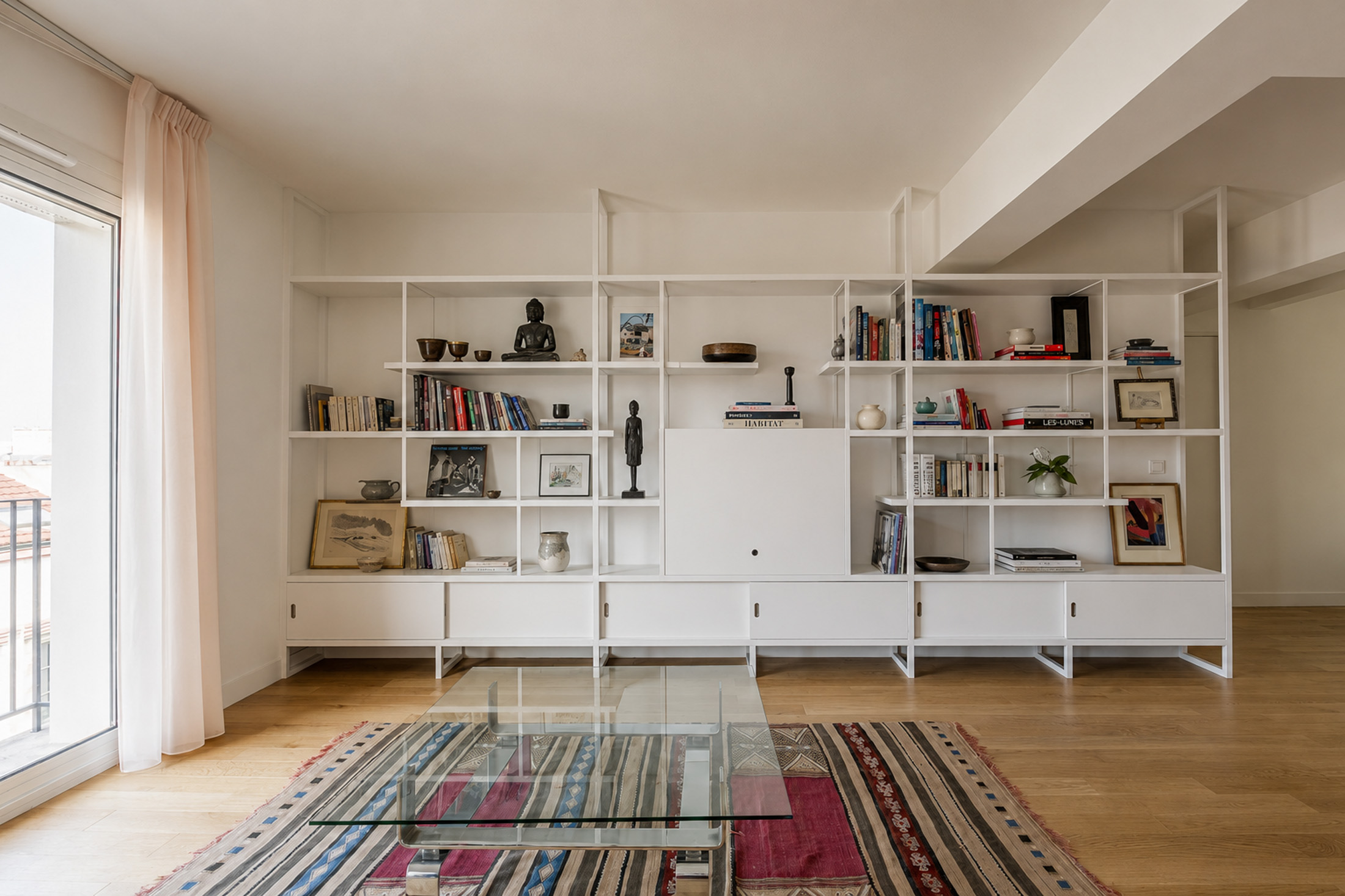 Appartement B.